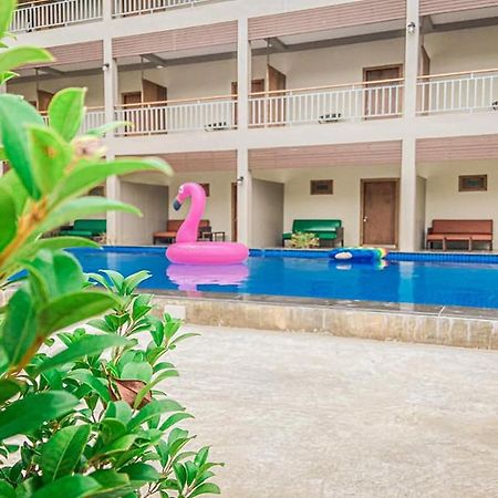 Chanpailin Omarzaa Krabi Bagian luar foto